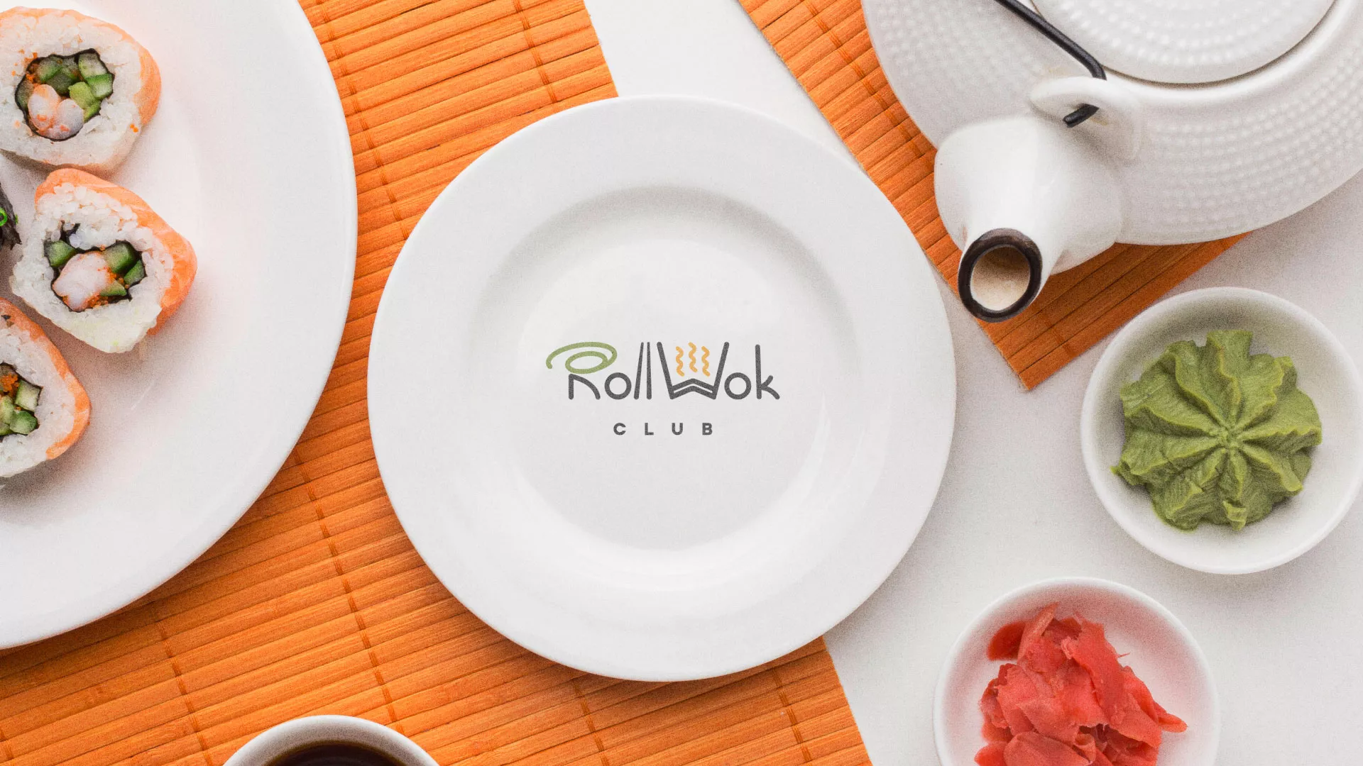 Разработка логотипа и фирменного стиля в Сальске для суши-бара «Roll Wok Club» Разработка логотипа и фирменного стиля в Сальске для суши-бара «Roll Wok Club»